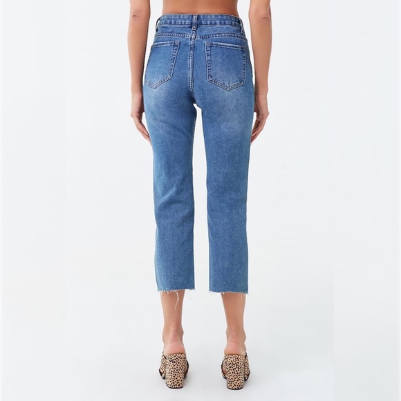 Frayed Capri Jeans Medium Wash Denim - Picture 5 of 5